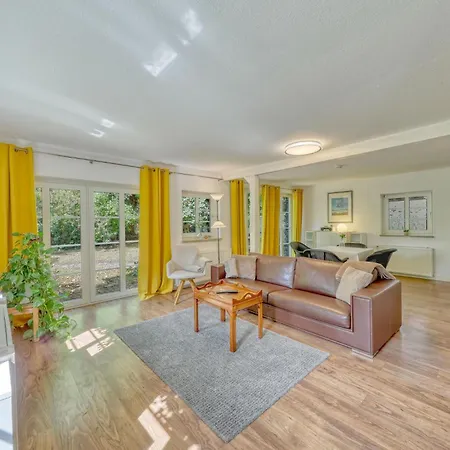 Pet Friendly Apartment In Krems II With House A Panoramic View Lägenhet