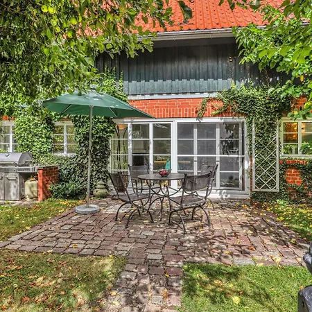 Pet Friendly Apartment In Krems II With House A Panoramic View Lägenhet